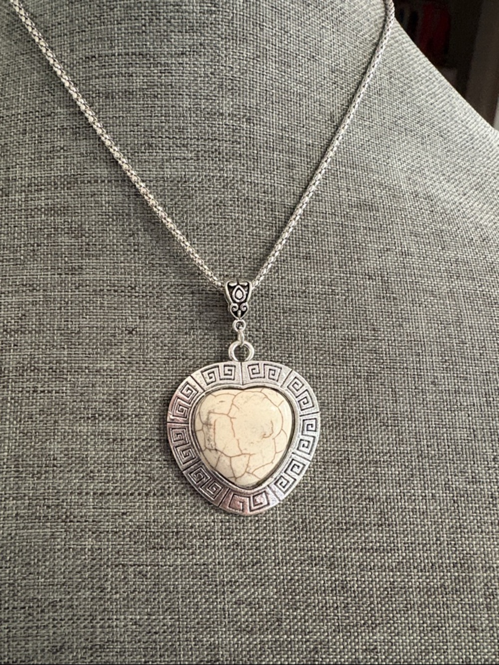 Silver-Tone Heart Pendant Necklace with Cream Stone